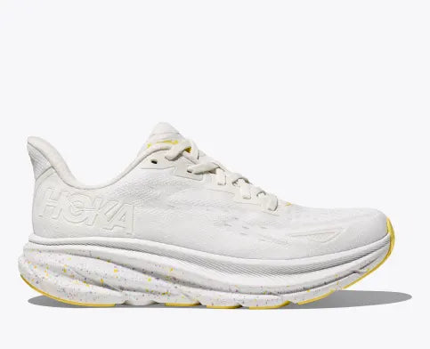 HOKA - Clifton 9 White Lemonade