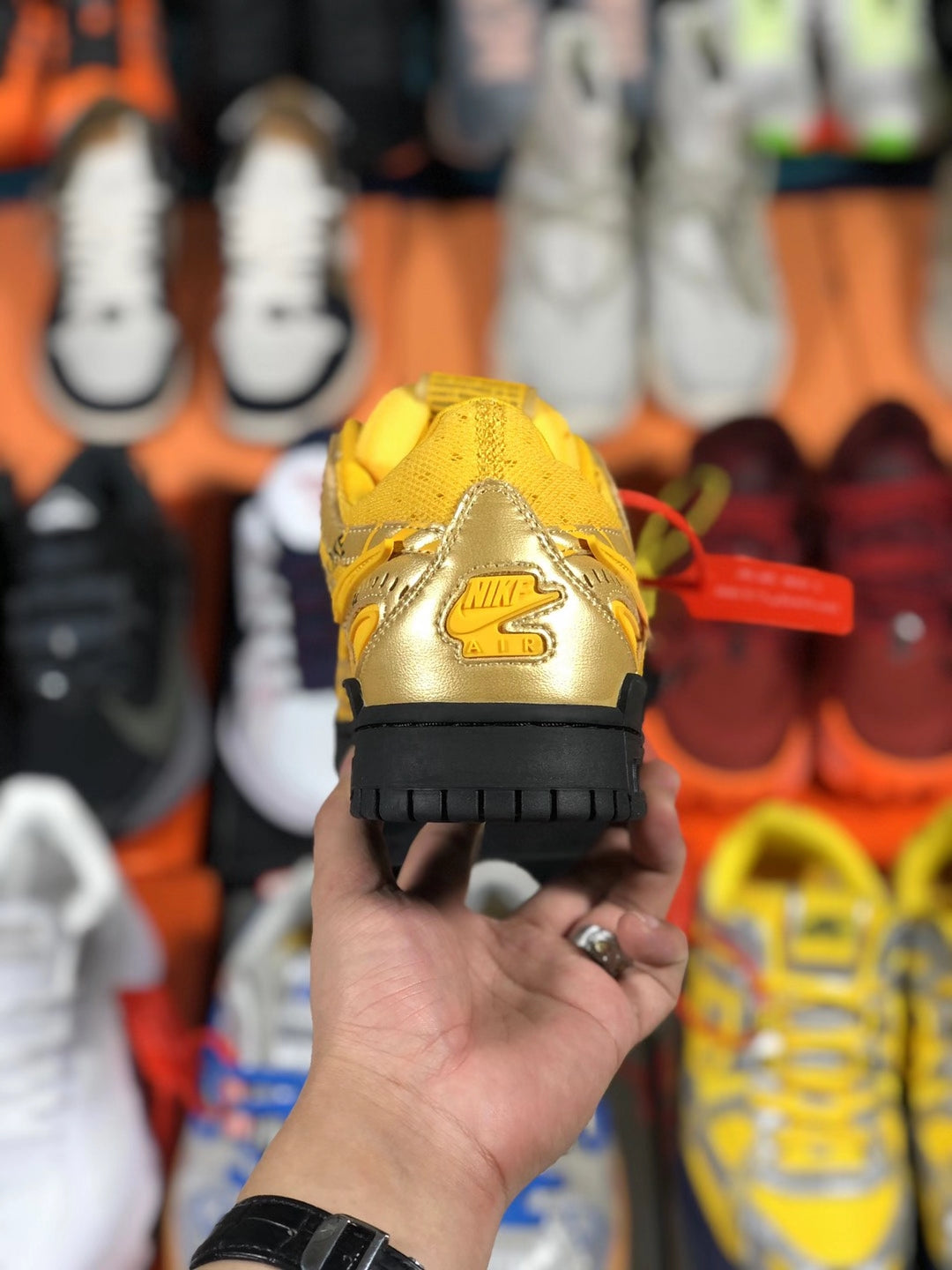 Special: Nike Air Rubber Dunk X Off-White University Gold