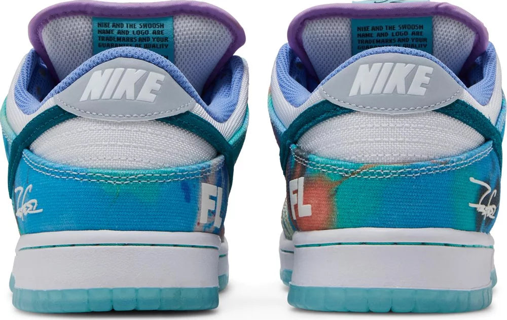 Dunk SB Low X Futura Laboratories "Bleached Aqua"