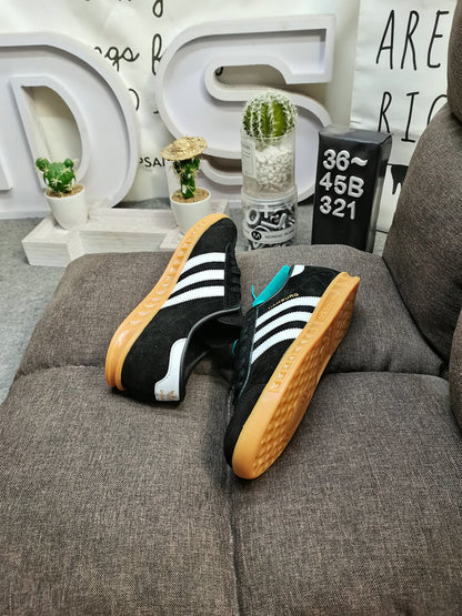 Adidas Spezial "Basic Black"