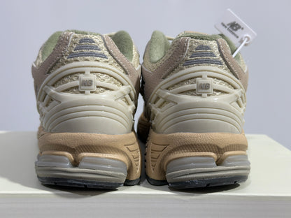 New Balance "1906 Light Beige Pure"