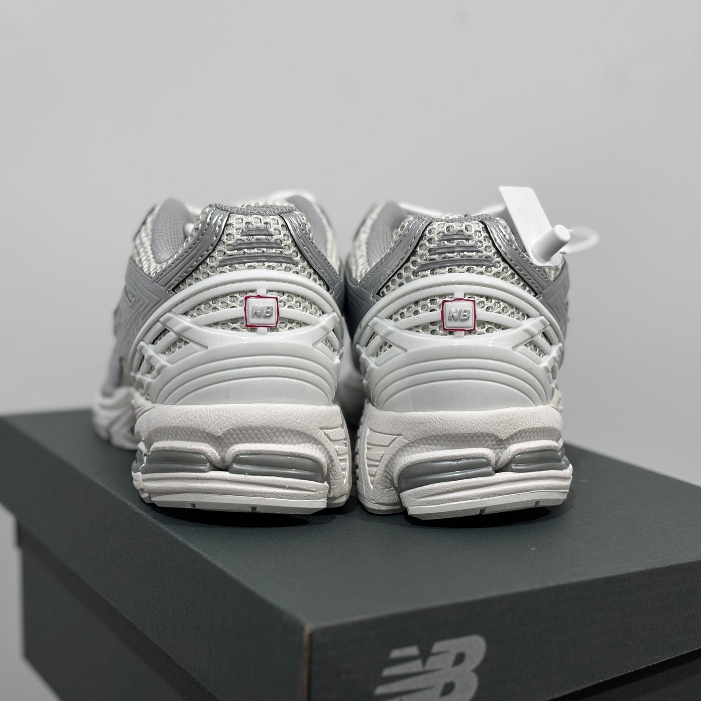 New Balance "1906 Grey Silver Pure"