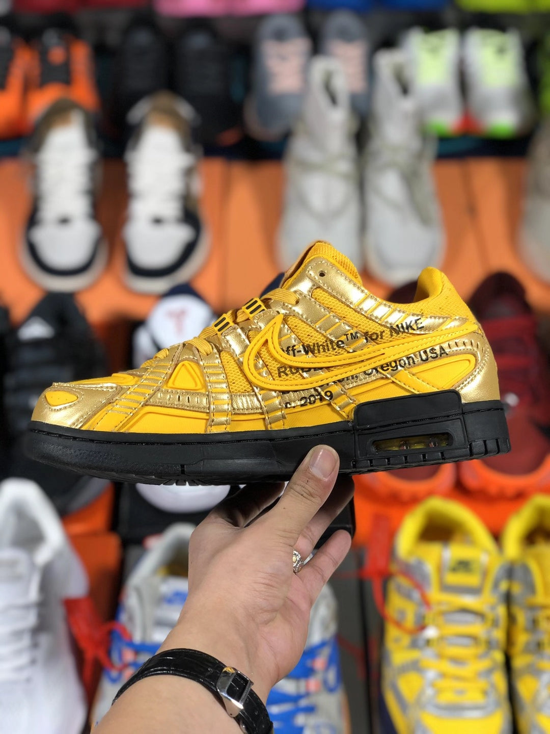 Special: Nike Air Rubber Dunk X Off-White University Gold – SneakPeak