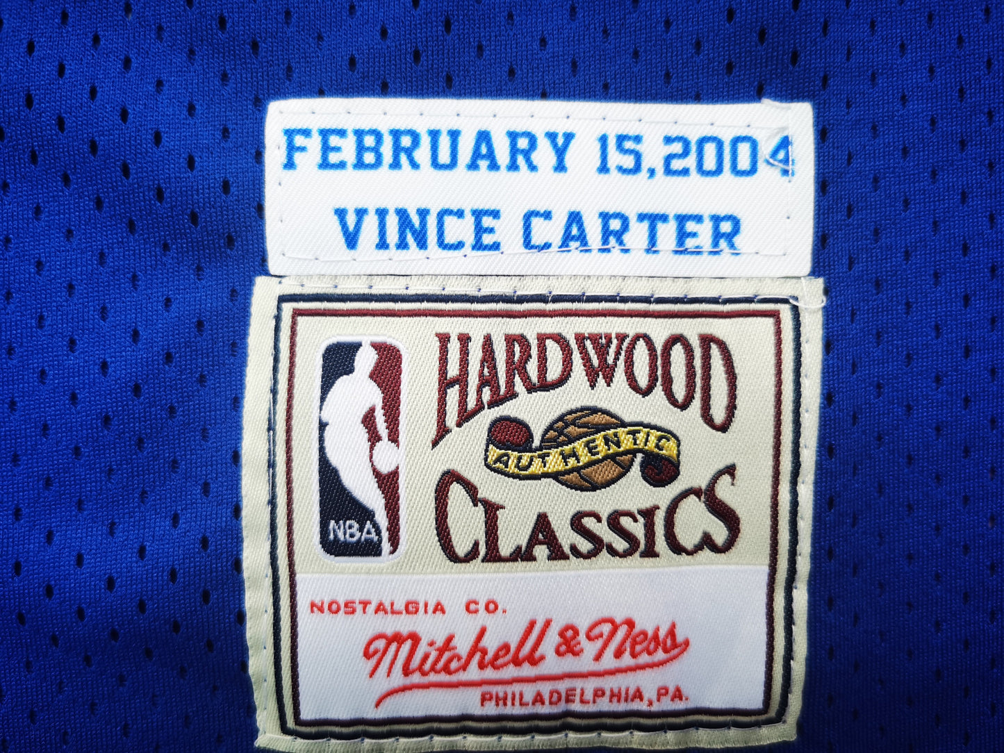 NBA All Stars 2004 East Team (Allen Iverson & Vince Carter)