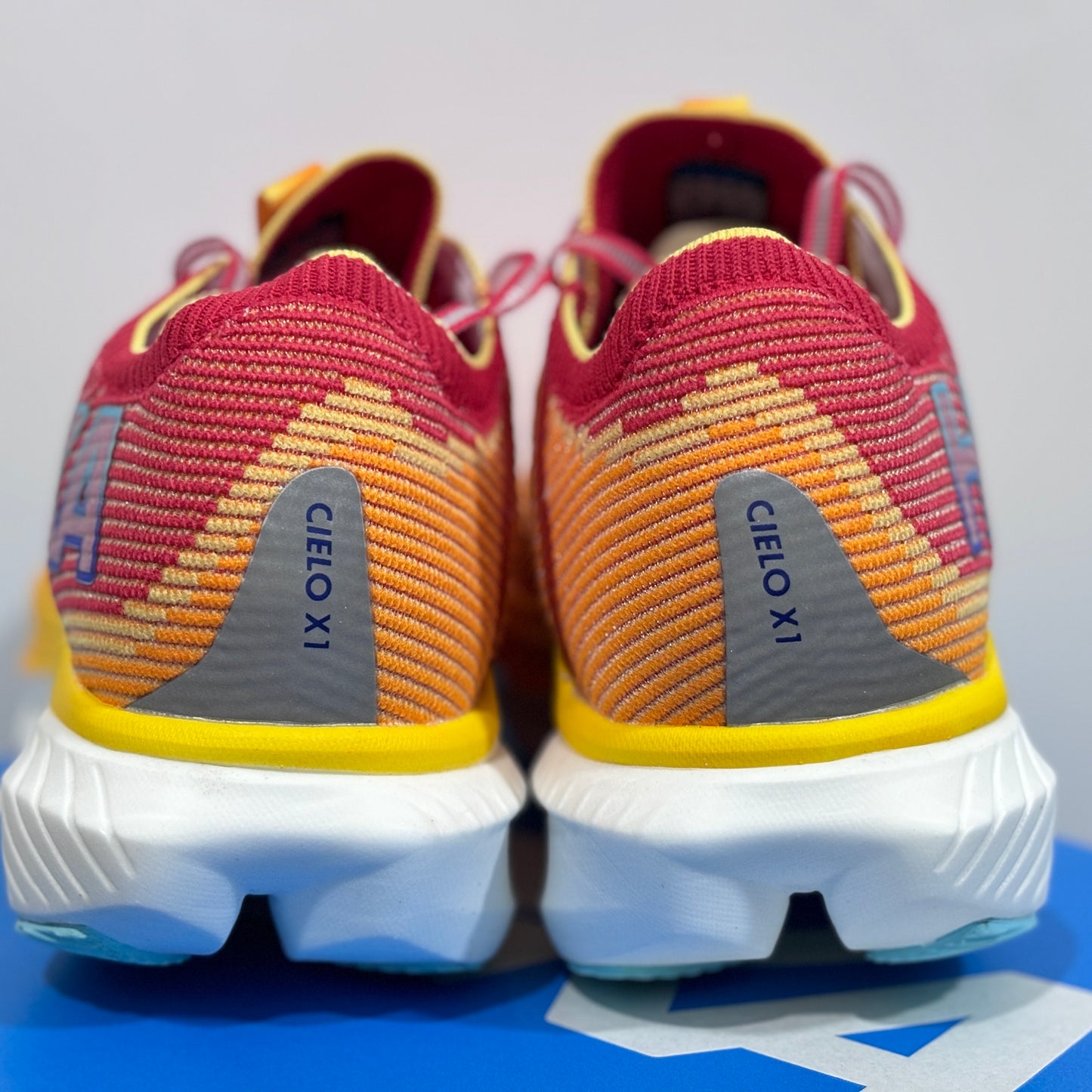 HOKA ONE ONE Cielo X1 - Cushion Orange