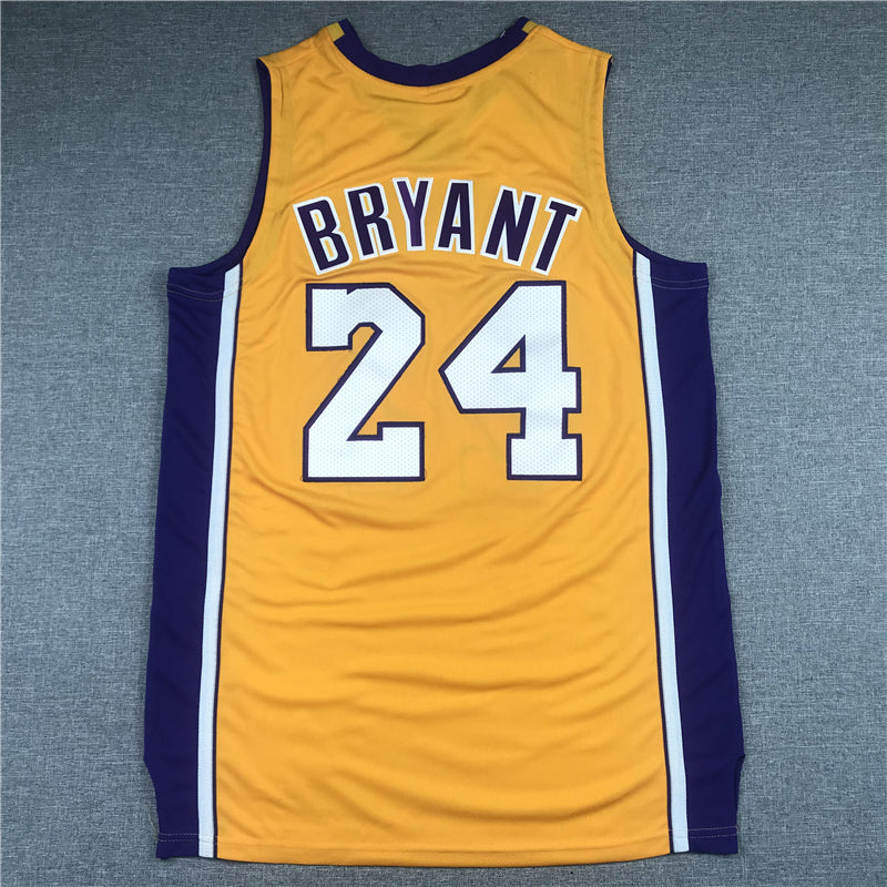 NBA LA Lakers Kobe Bryant  Retro 2006-2007 "Home Kit"
