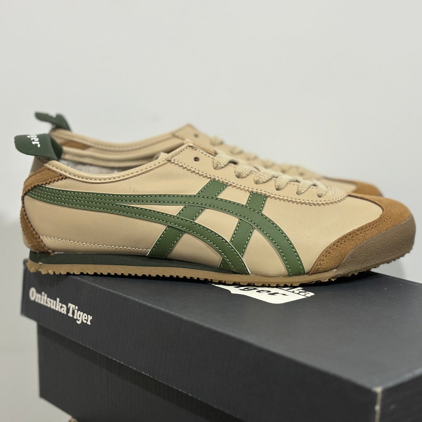 Asics Onitsuka Tiger "Khaki Green Pure"