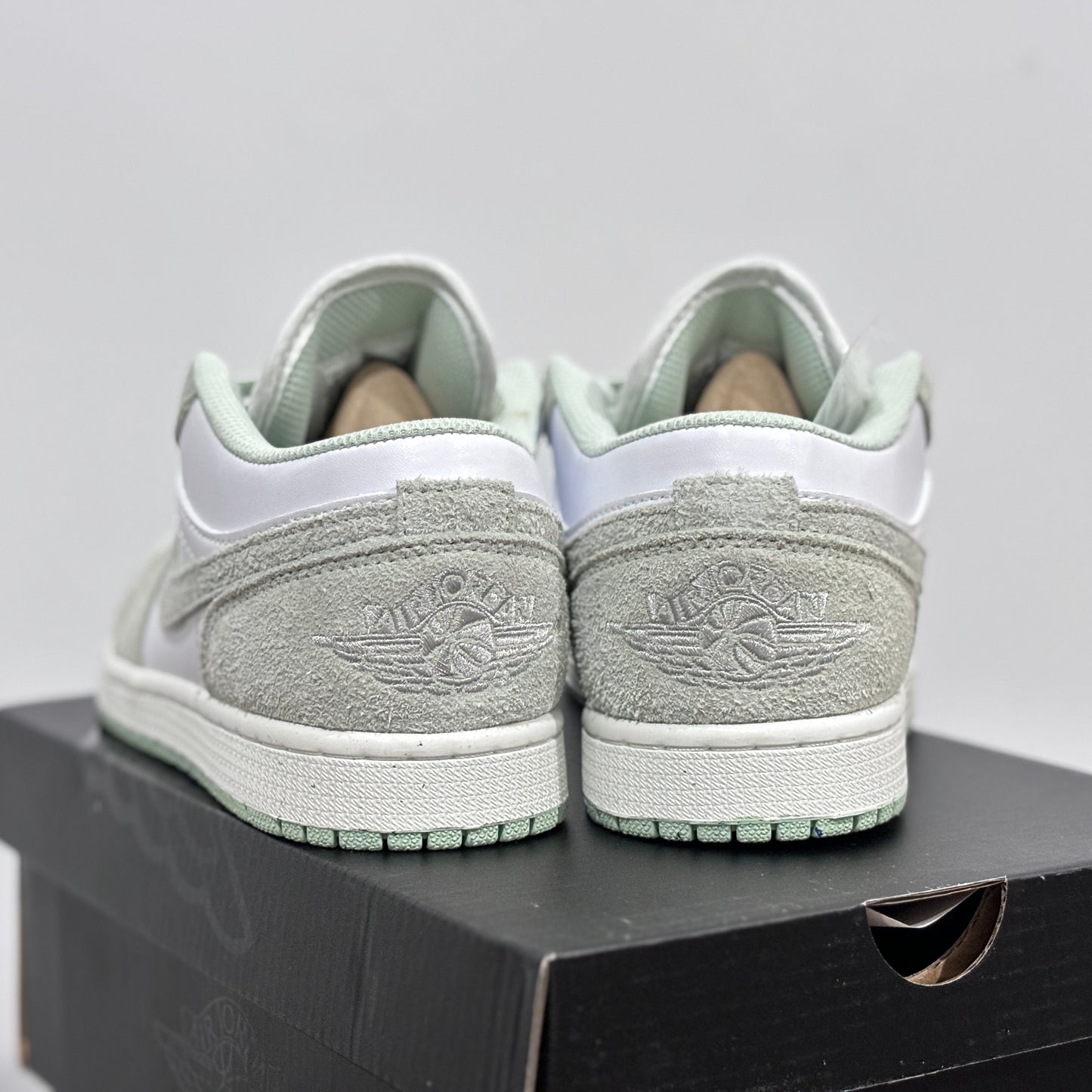 Jordan 1 Low Golf Mint Green