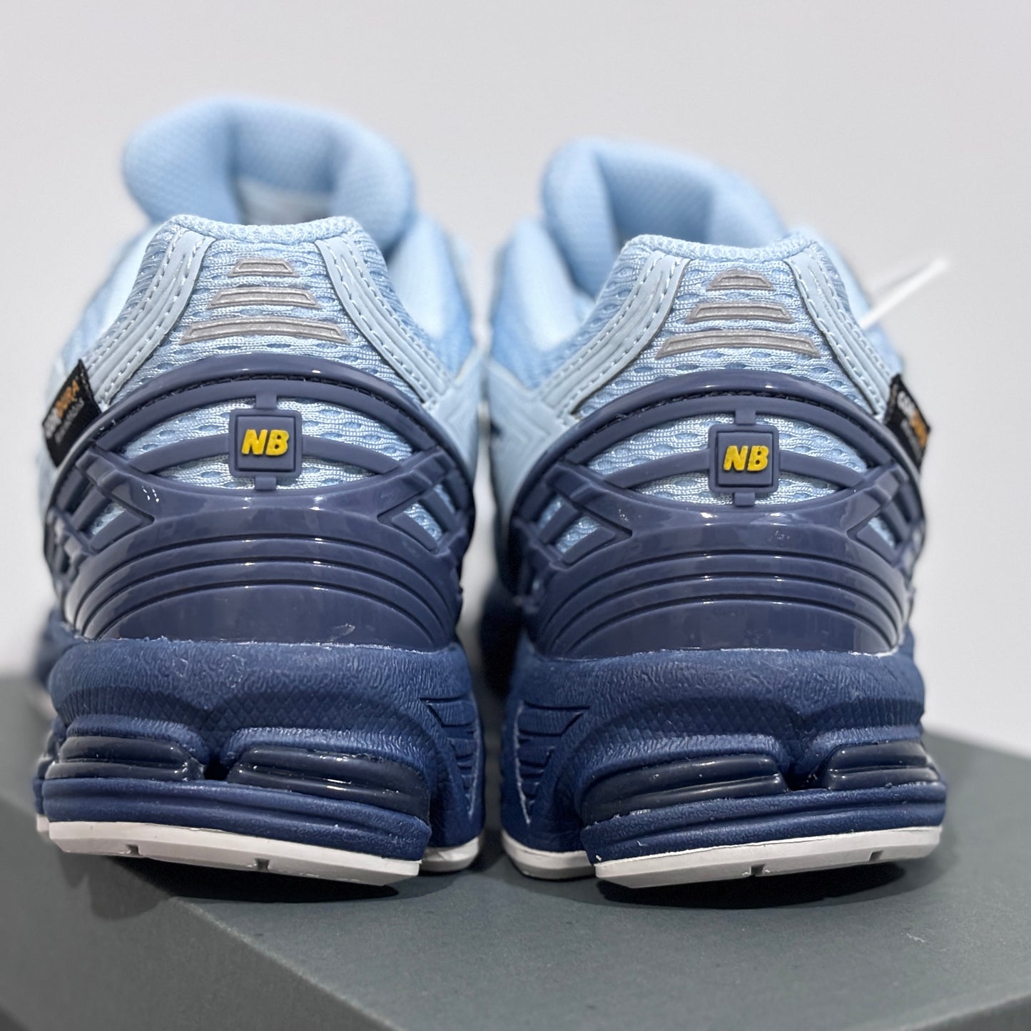 New Balance "1906 Sky Blue"