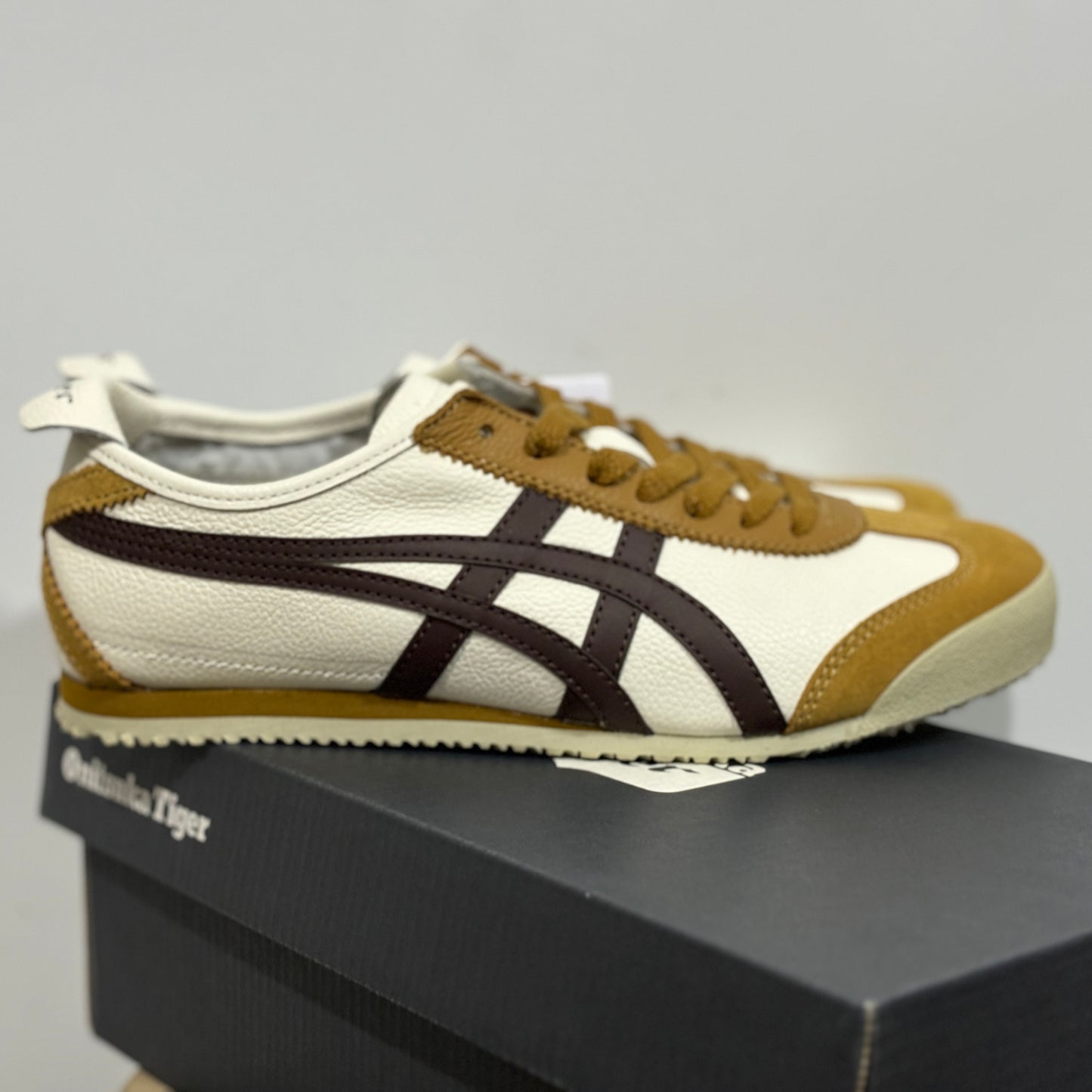 Asics Onitsuka Tiger "Beige Brown OG"