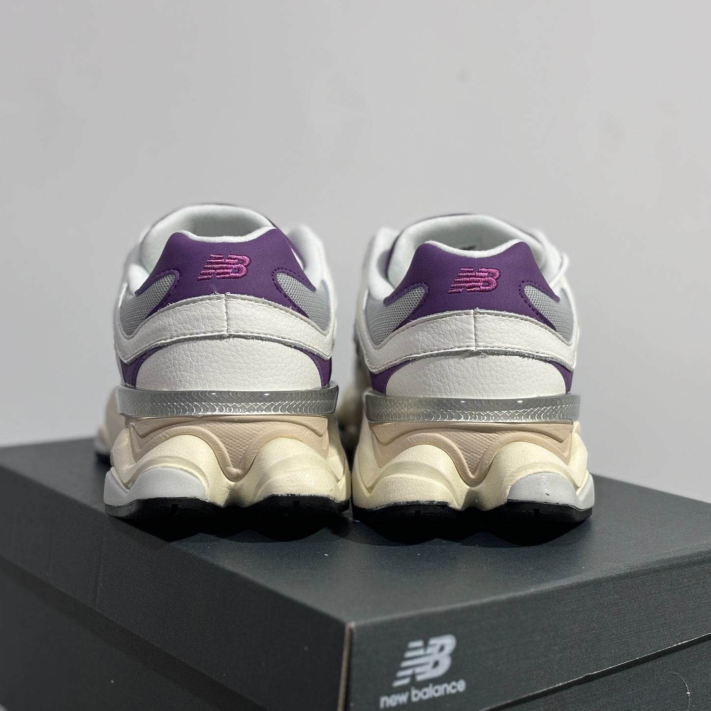 New Balance "9060 White & Purple"