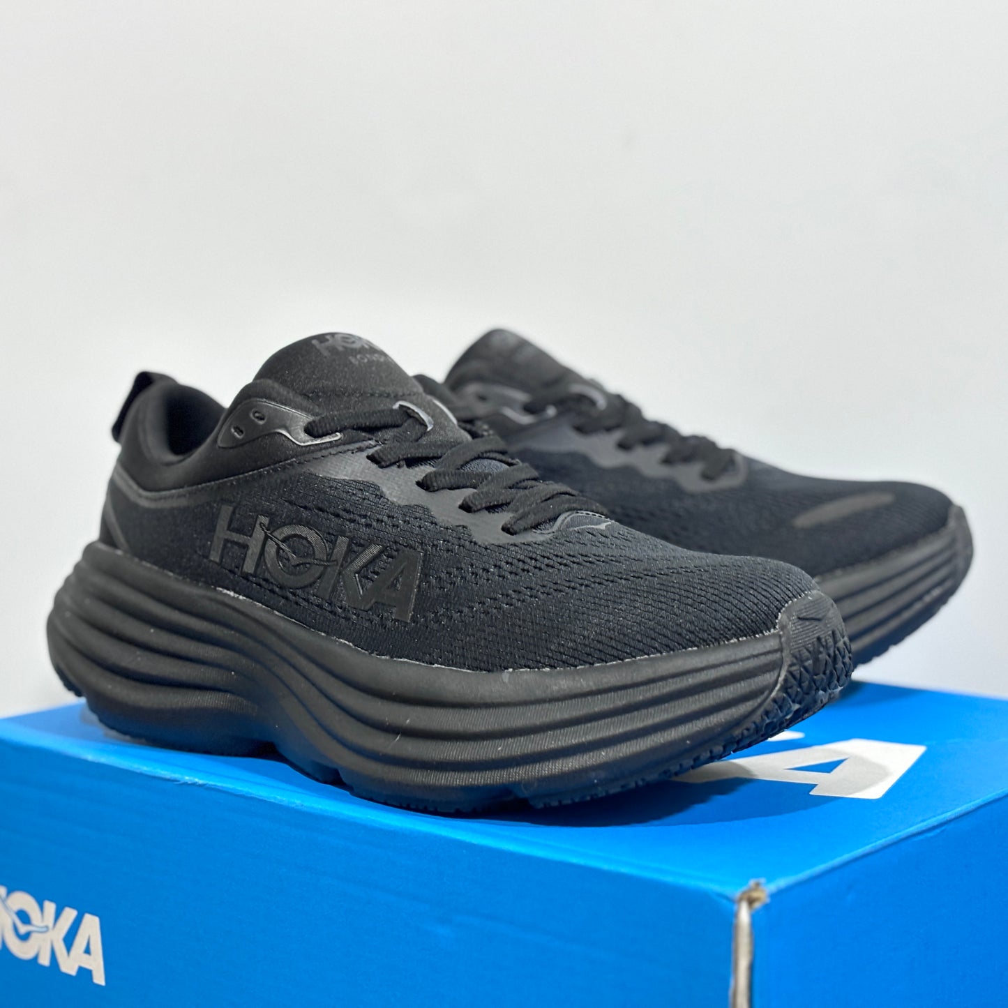 HOKA - Mafate Bondi 8 Black